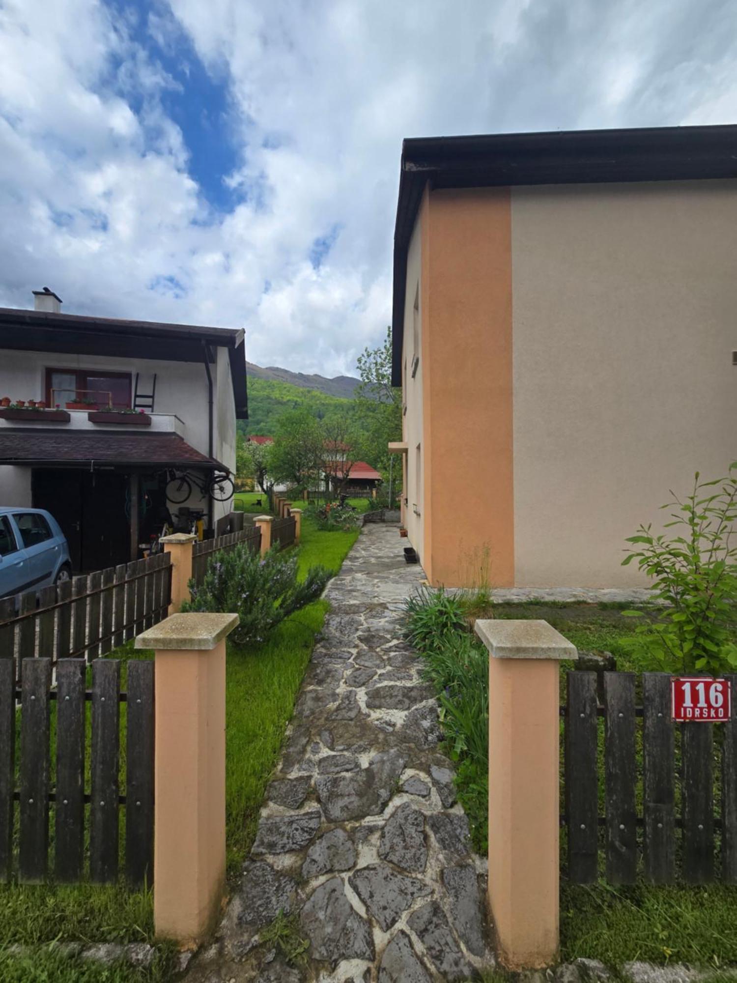 Apartment Sinc Кобарид Экстерьер фото